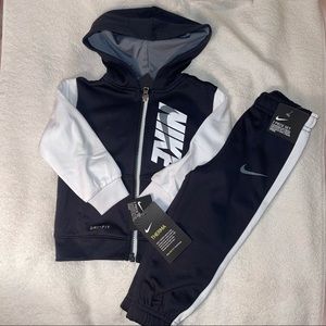 Nike baby boys therma hoodie and pants set